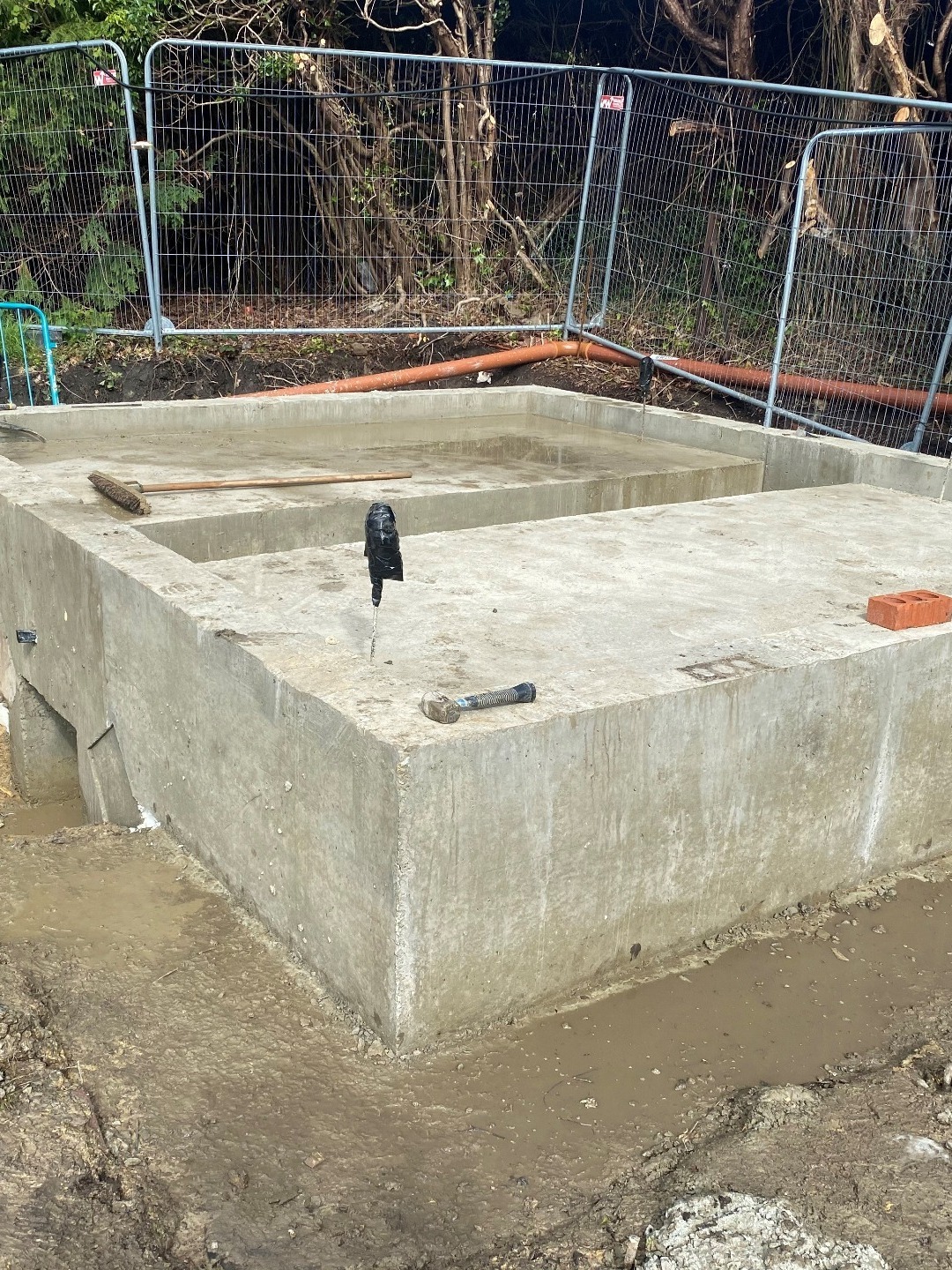 Concrete base pouring Hewlett & Sons