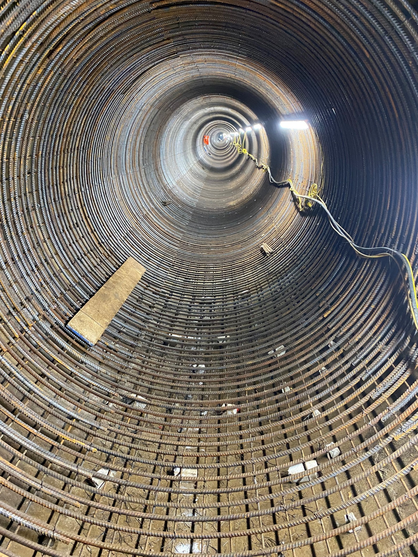 Concrete pour crane operations shaft