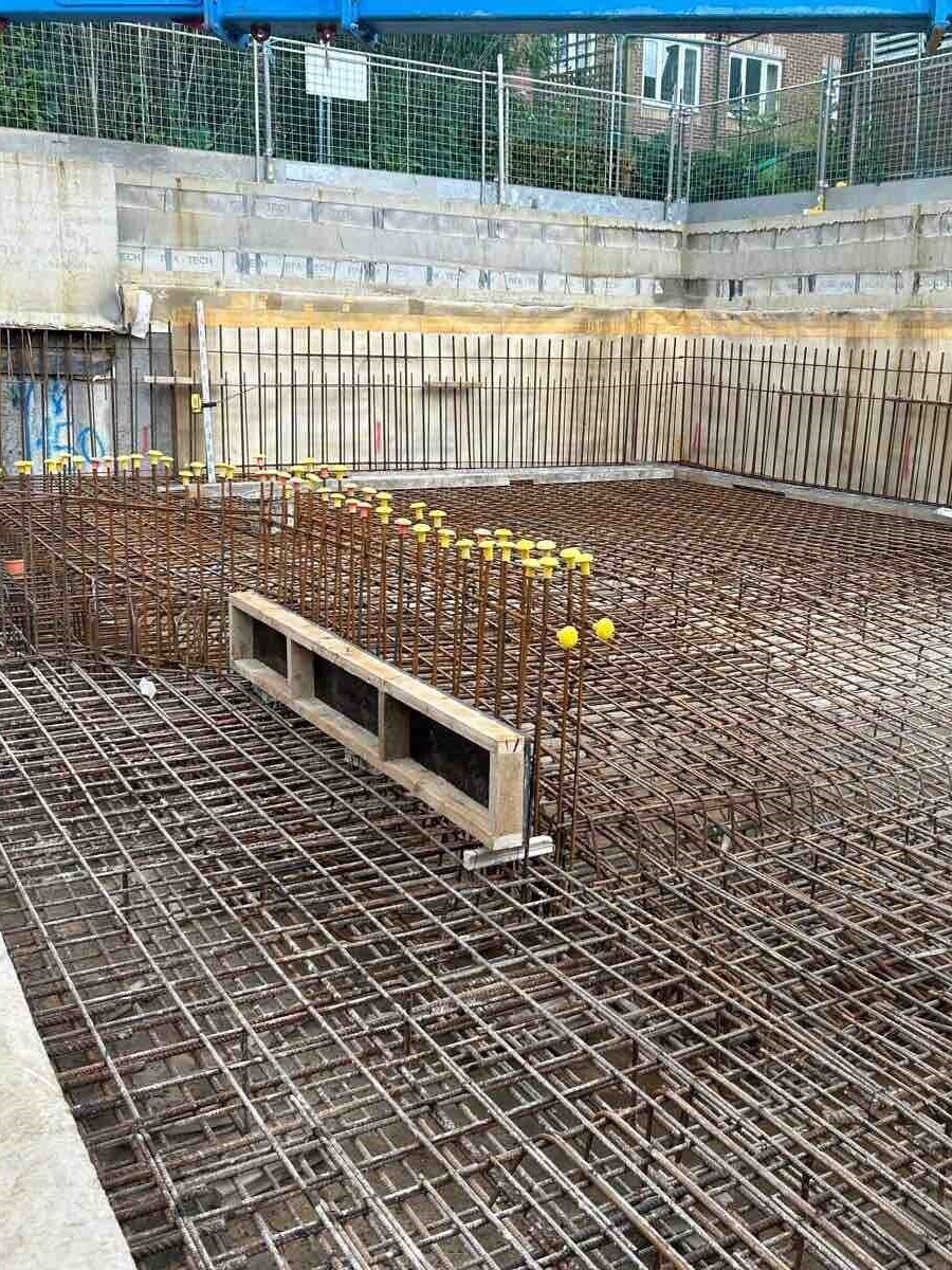 Portugal Road steel cage fixing
