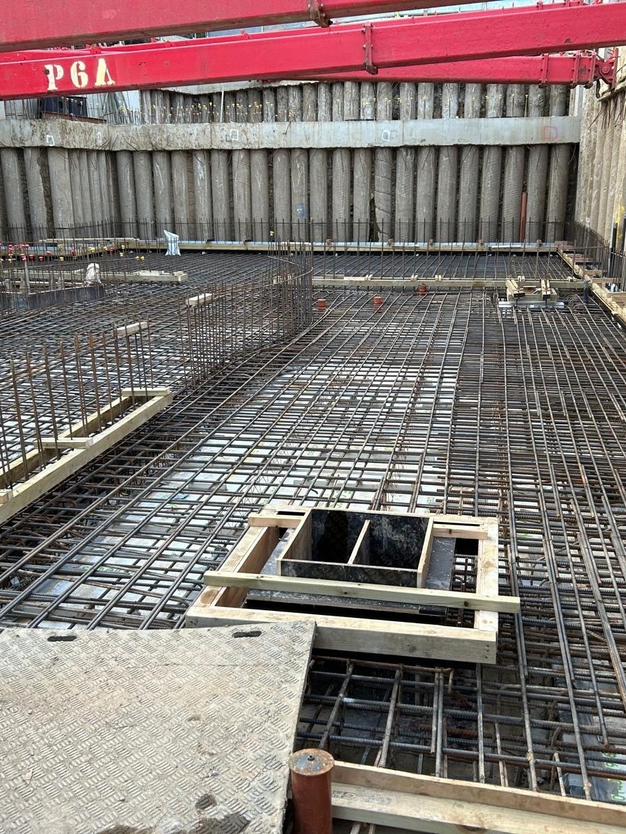 Concrete framework columns finished