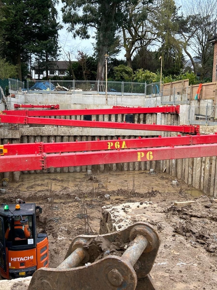 Steel cage capping beam fixing