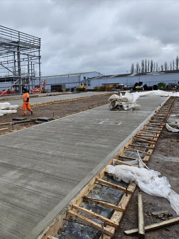 Formwork shuttering port entrance