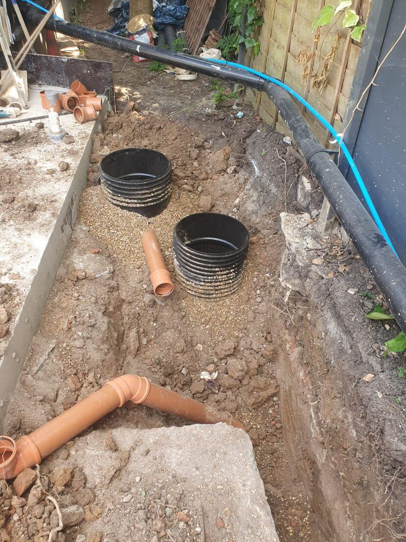 Trench layout for sub-surface drainage
