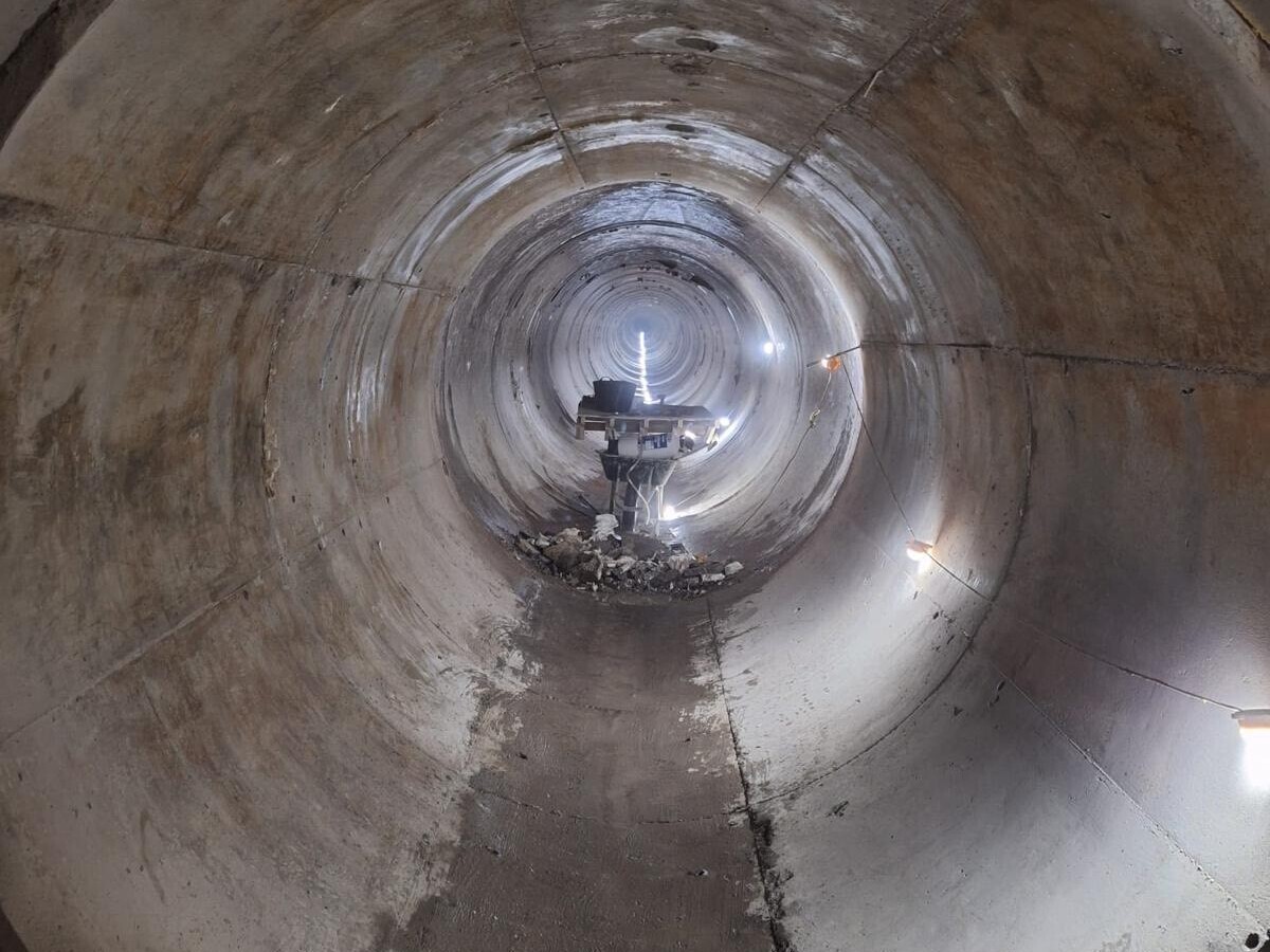Tunnelling repair relining