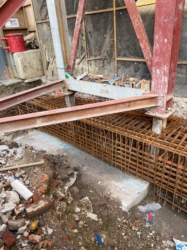 Raft slab concrete pour